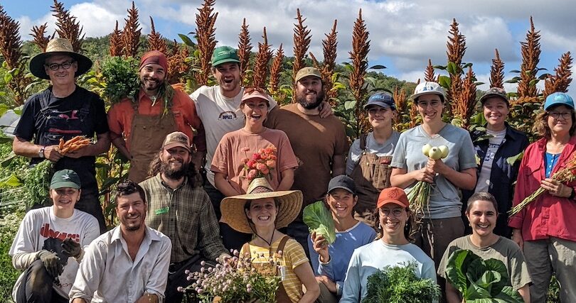 Des membres de la Coop La Charrette.