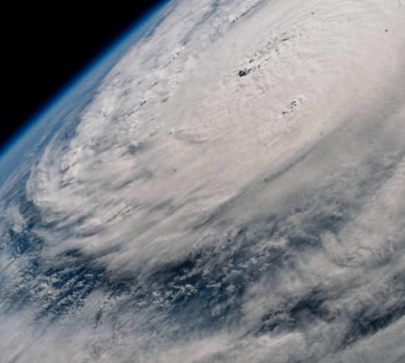 Ouragan Milton vu de l'espace